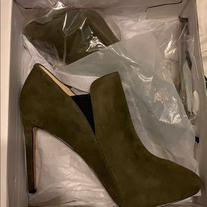 Nine West Suede Olive Green Booties - Size 12